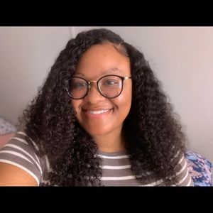 Meet your Posher, Candice